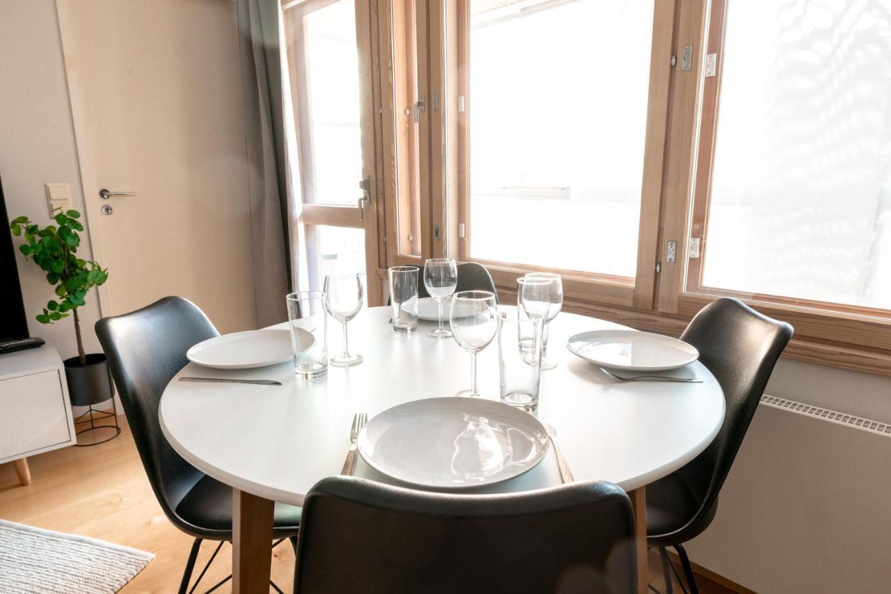 2Ndhomes Stylish 1Br Home With Balcony And Sauna In Kamppi Center Helsinki Eksteriør billede