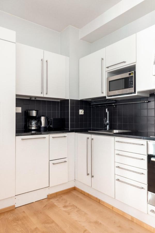 2Ndhomes Stylish 1Br Home With Balcony And Sauna In Kamppi Center Helsinki Eksteriør billede