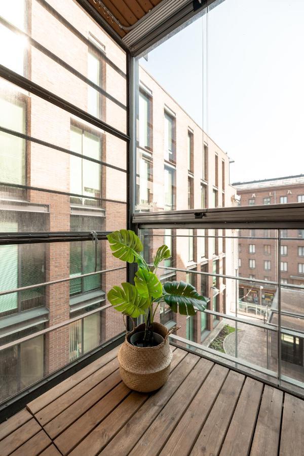 2Ndhomes Stylish 1Br Home With Balcony And Sauna In Kamppi Center Helsinki Eksteriør billede